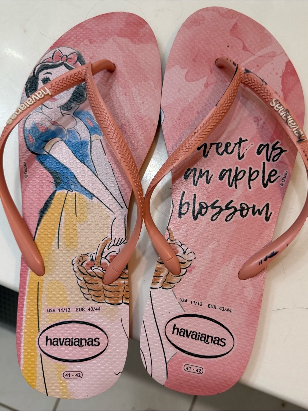 Havaianas Pink Snow White Apple Blossom Flip Flops 11/12